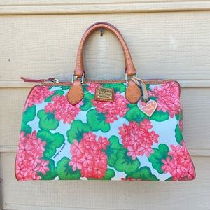 DOONEY AND BOURKE RED FLOWERS HYDRANGEA MEDIUM SATCHEL PURSE